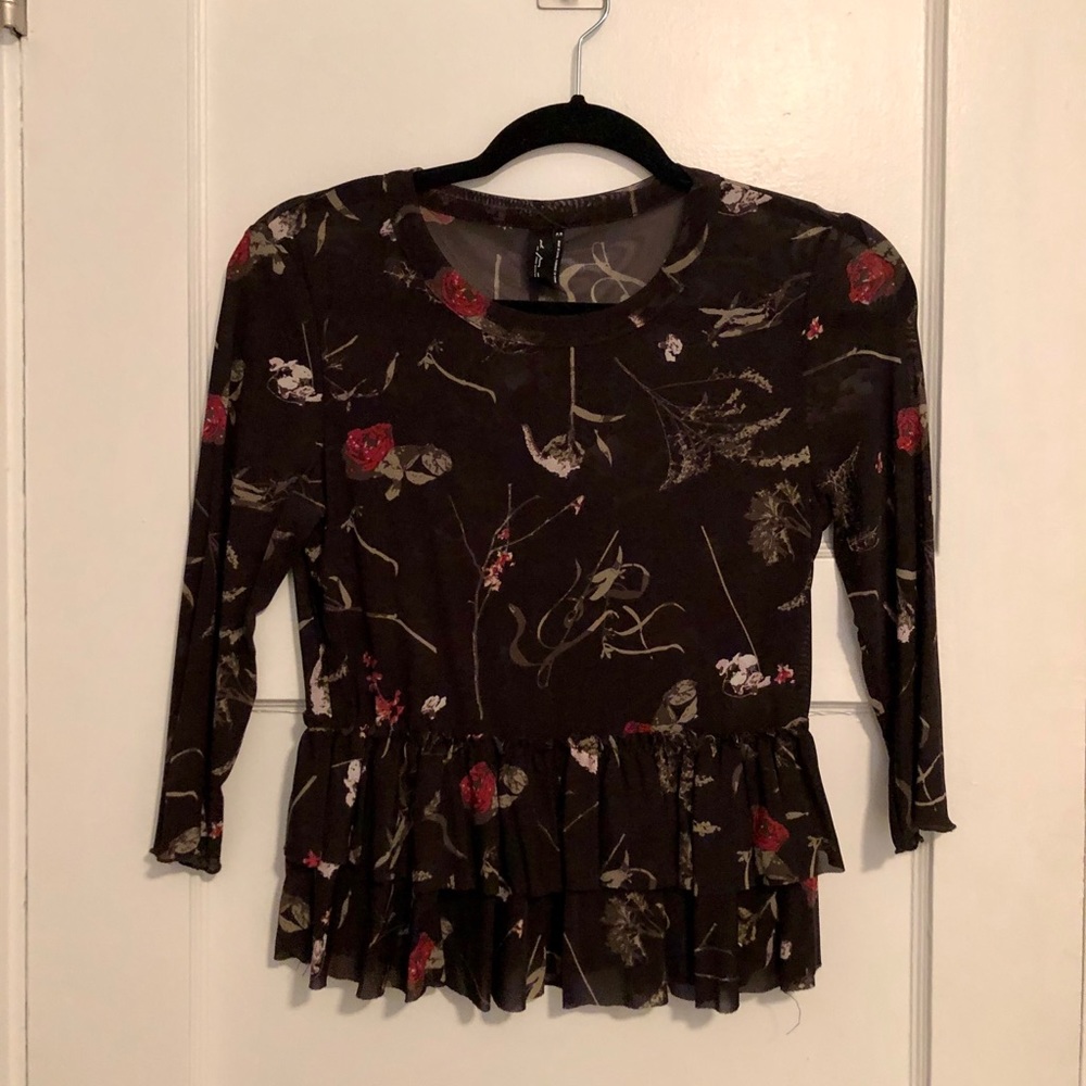 Scoop Neck Crop Top